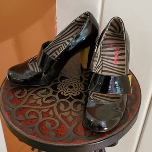 Dark burgundy patent leather heels